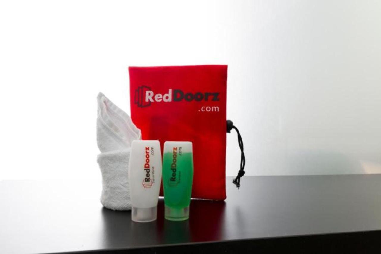 Reddoorz Syariah At Kartohardjo Madiun Otel Dış mekan fotoğraf